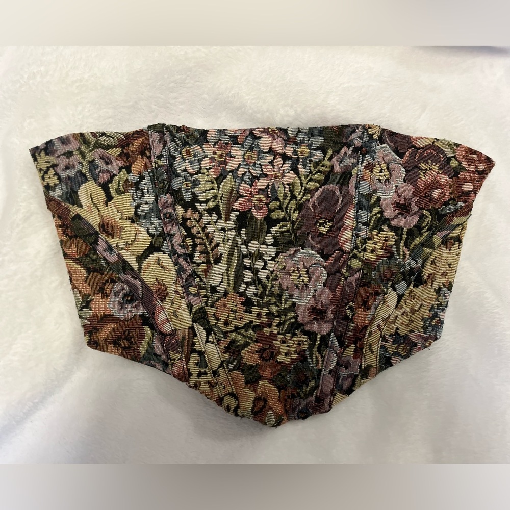 Mistress Rocks Tapestry Corset
